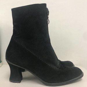 Aquatalia Textured Black Ankle Booties